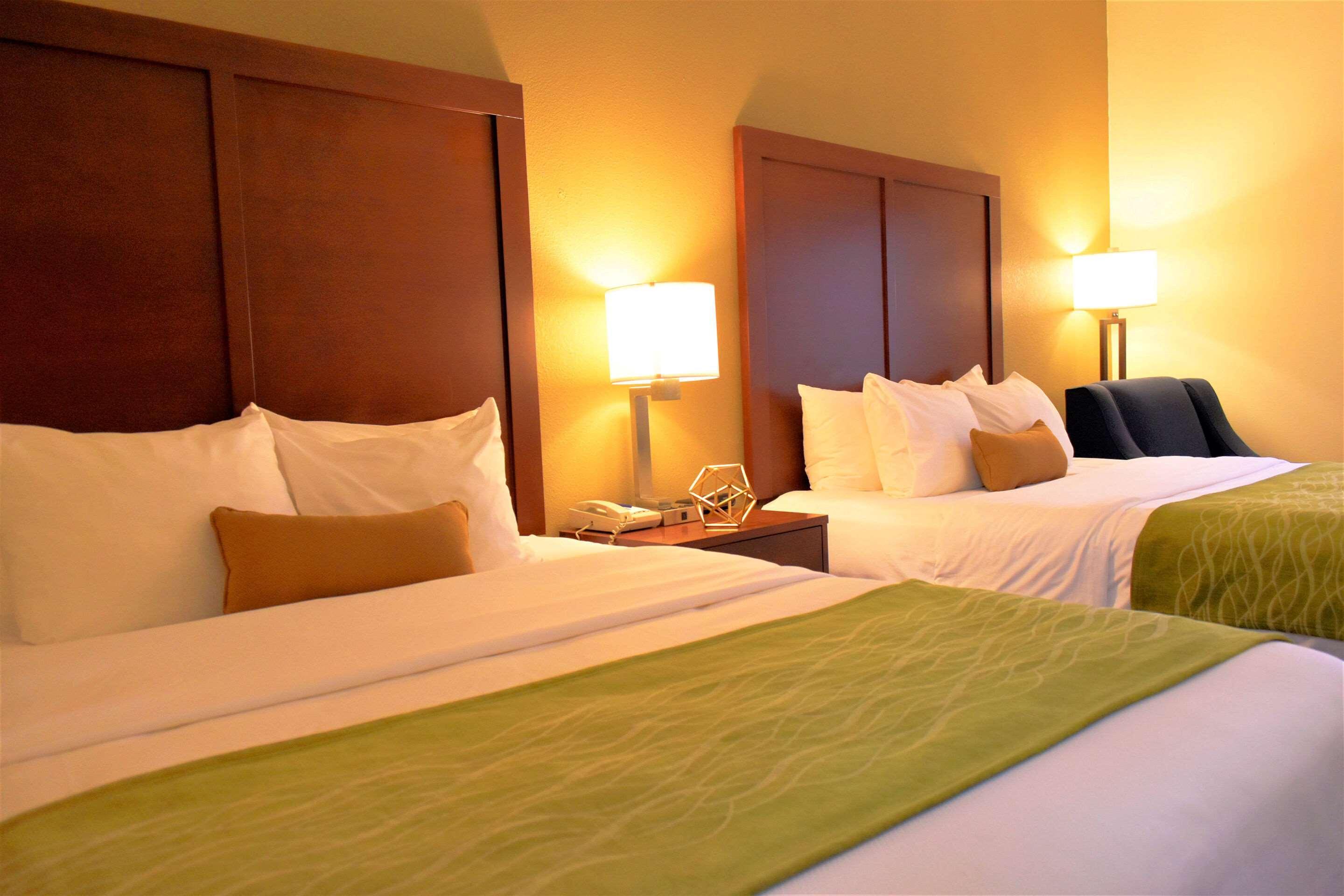 Comfort Inn & Suites Greenville I-70 Dış mekan fotoğraf