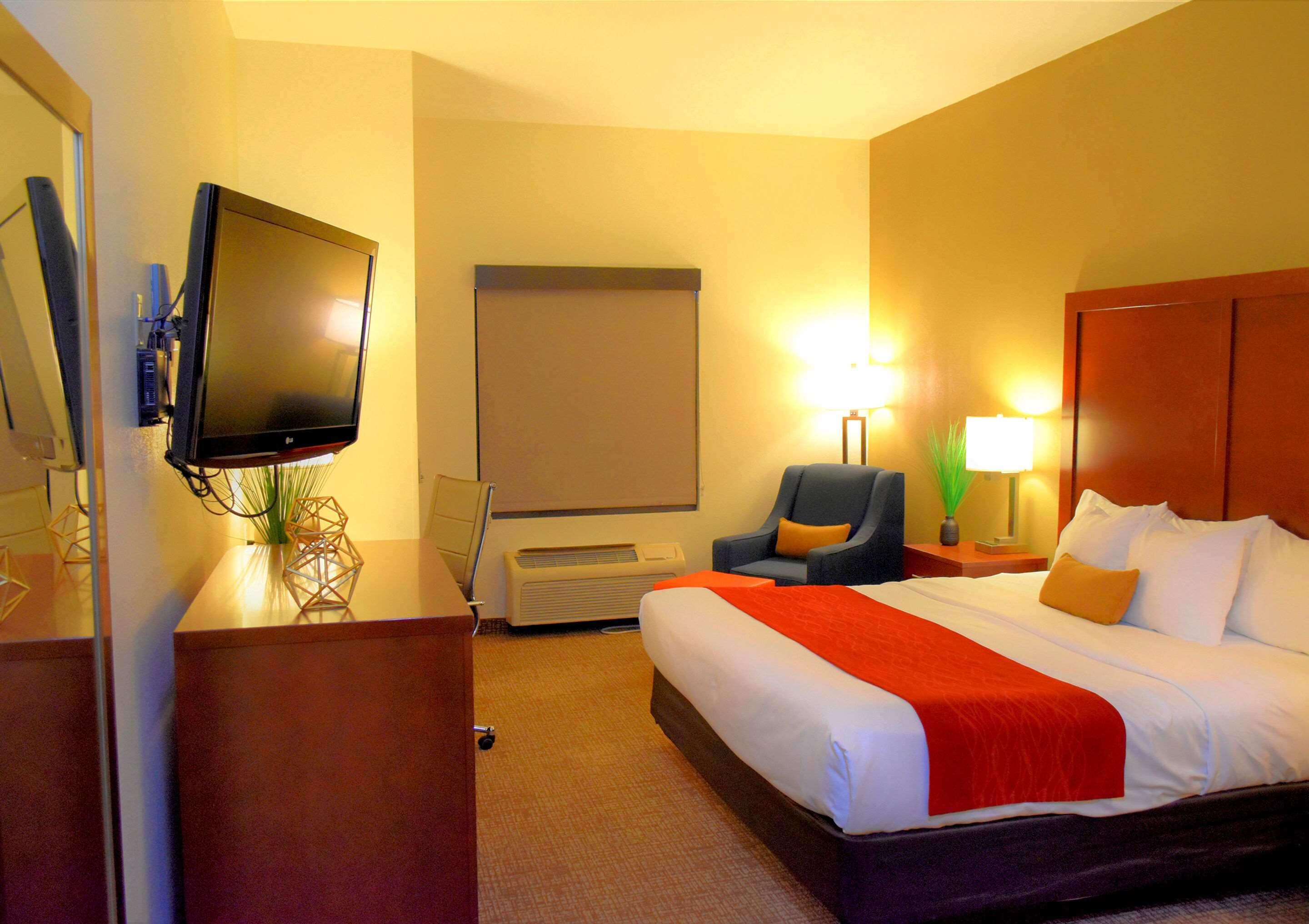 Comfort Inn & Suites Greenville I-70 Dış mekan fotoğraf