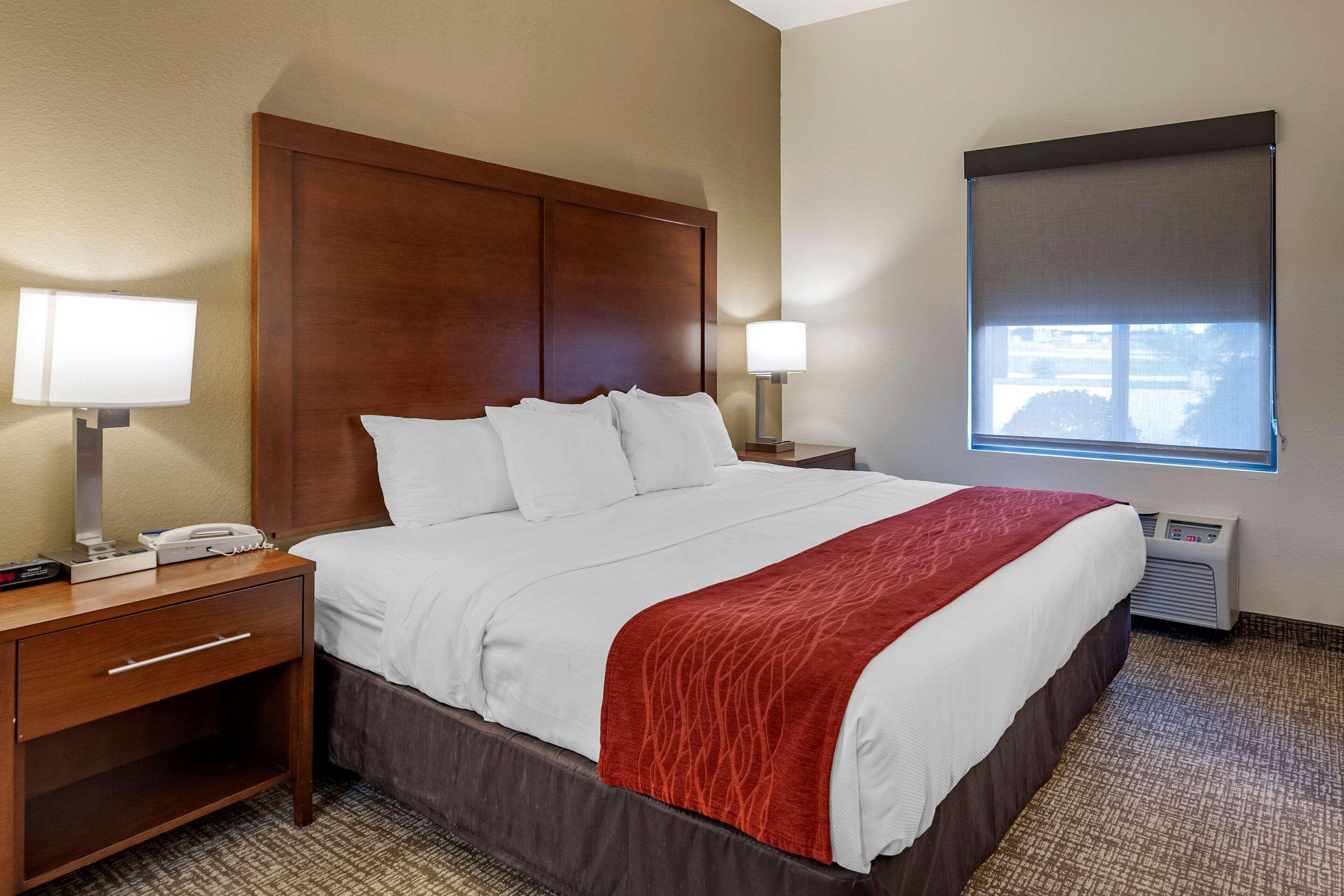 Comfort Inn & Suites Greenville I-70 Dış mekan fotoğraf