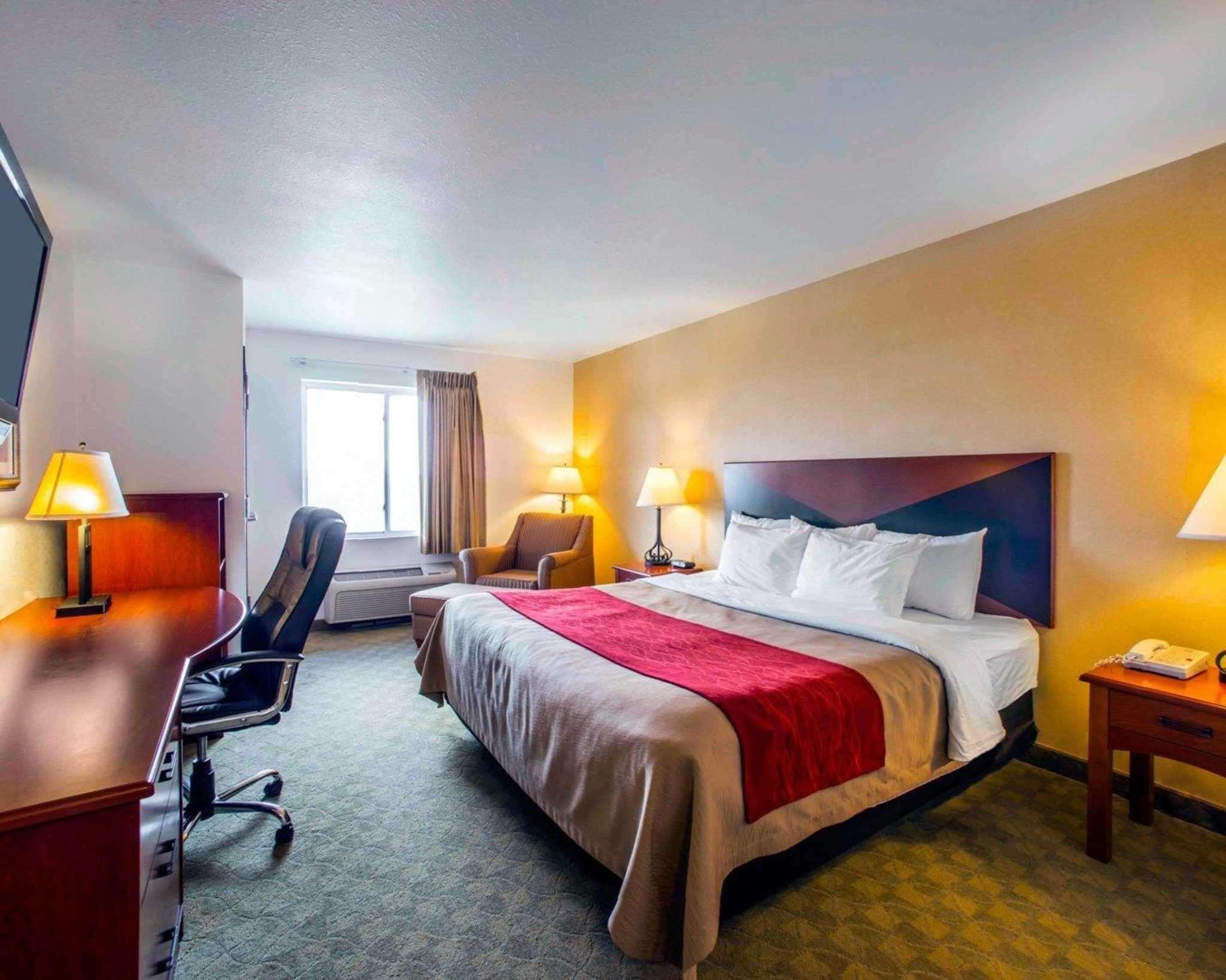 Comfort Inn & Suites Greenville I-70 Dış mekan fotoğraf
