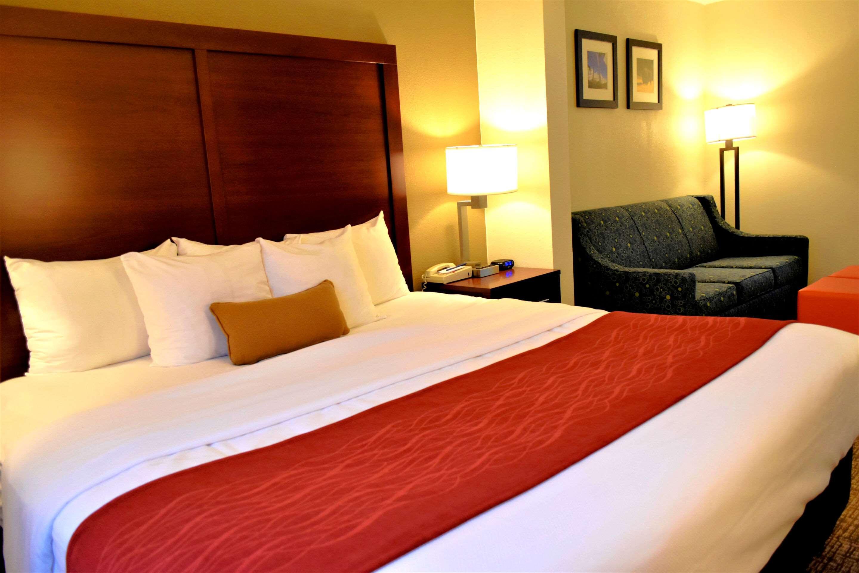 Comfort Inn & Suites Greenville I-70 Dış mekan fotoğraf
