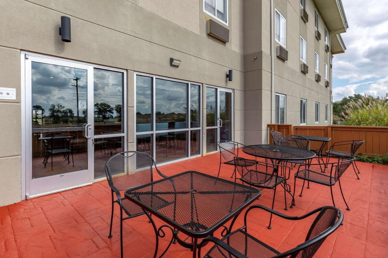 Comfort Inn & Suites Greenville I-70 Dış mekan fotoğraf